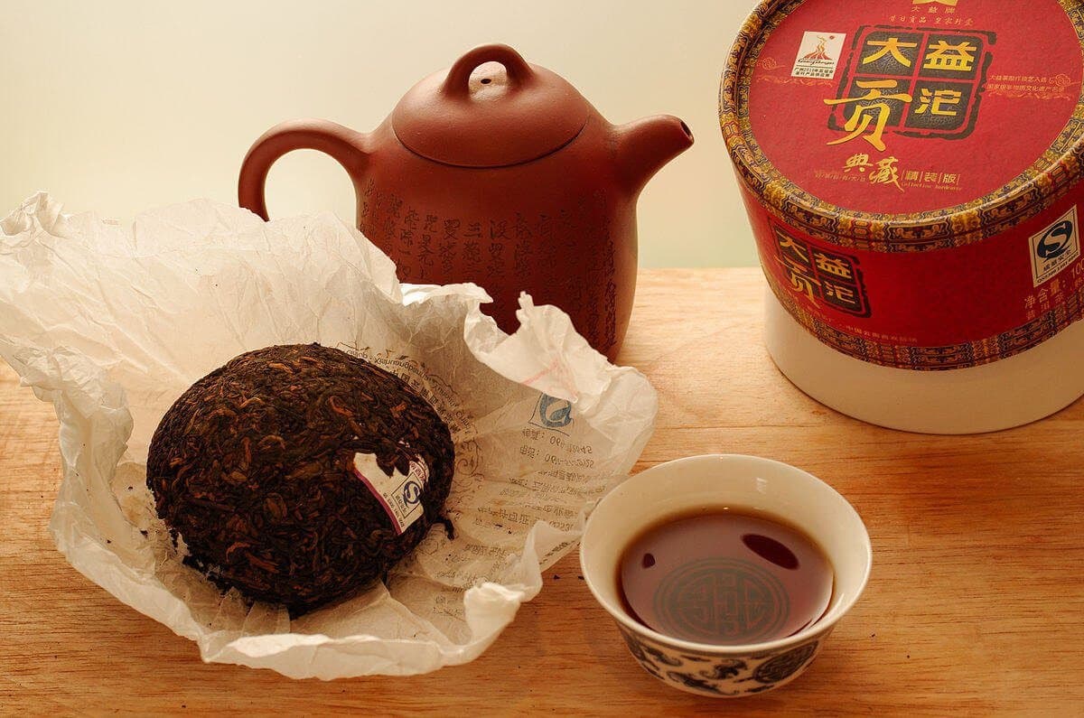 does pu erh tea have caffeine